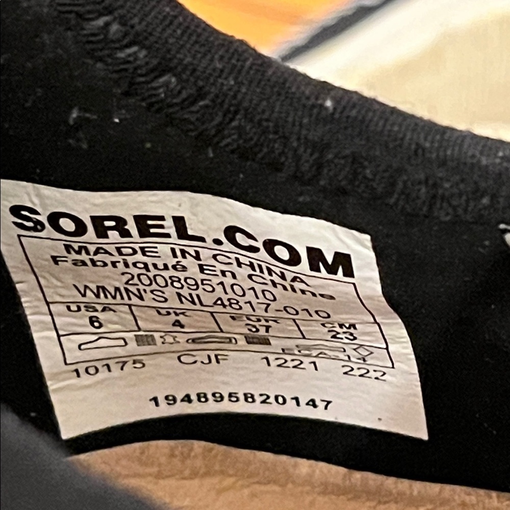 SOREL Explorer Defy Low Shoes Knit Sneakers Women’s 6 Black White Slip On READ - Picture 8 of 8